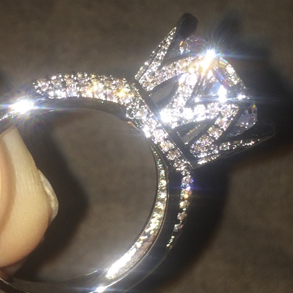 Princess CZ Engagement Ring - Picture 4 of 6
